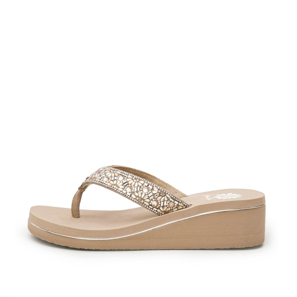 YELLOW BOX SAVIRA TAUPE WEDGE SANDALS MEDIUM WIDTH NEW IN BOX